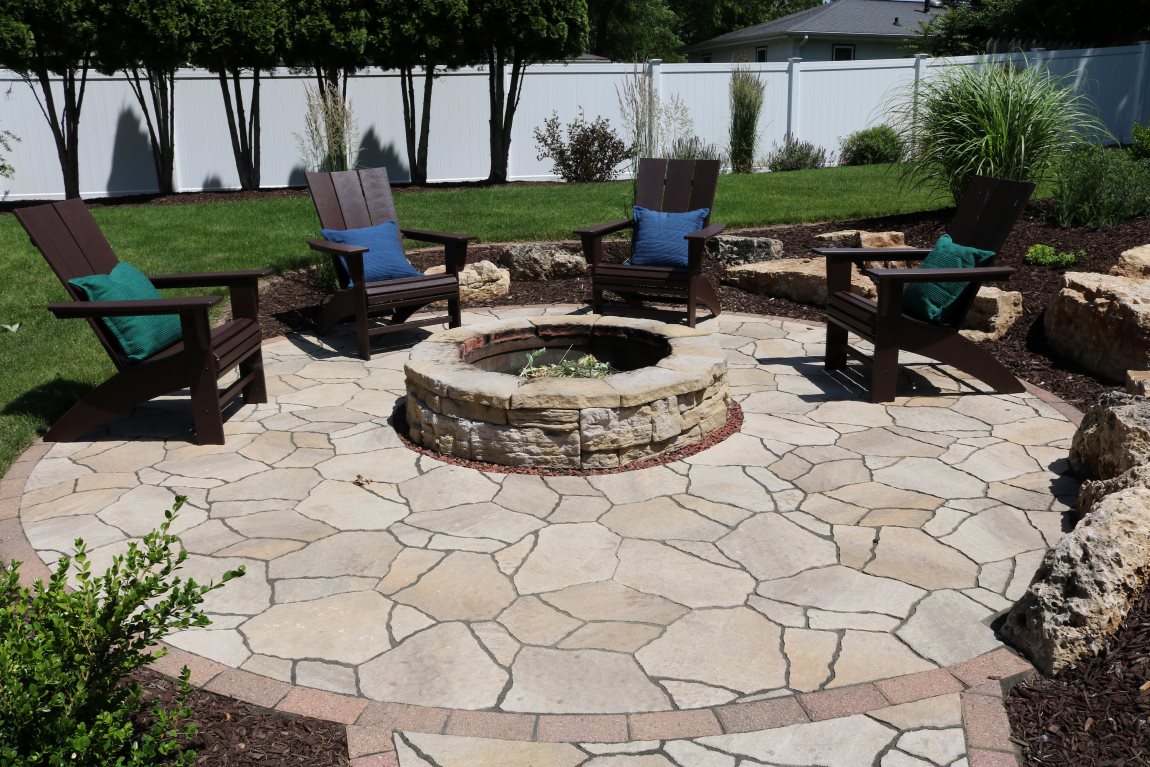 Custom Fire Pit & Outdoor Fireplace Installation